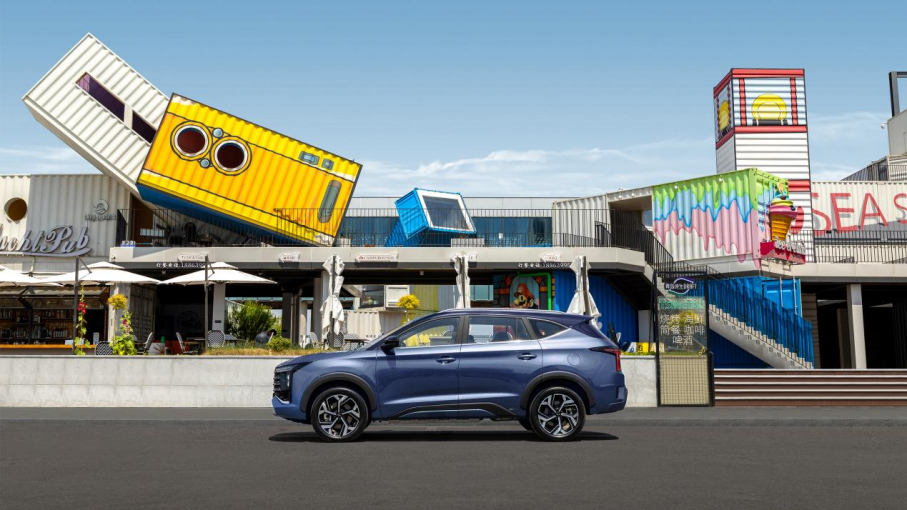 9.98-14.98万元  大七座电混SUV  AG尊时凯龙X8 E家正式上市2326.png
